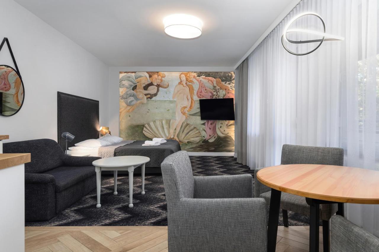 Aparthotel Etna Kołobrzeg Esterno foto