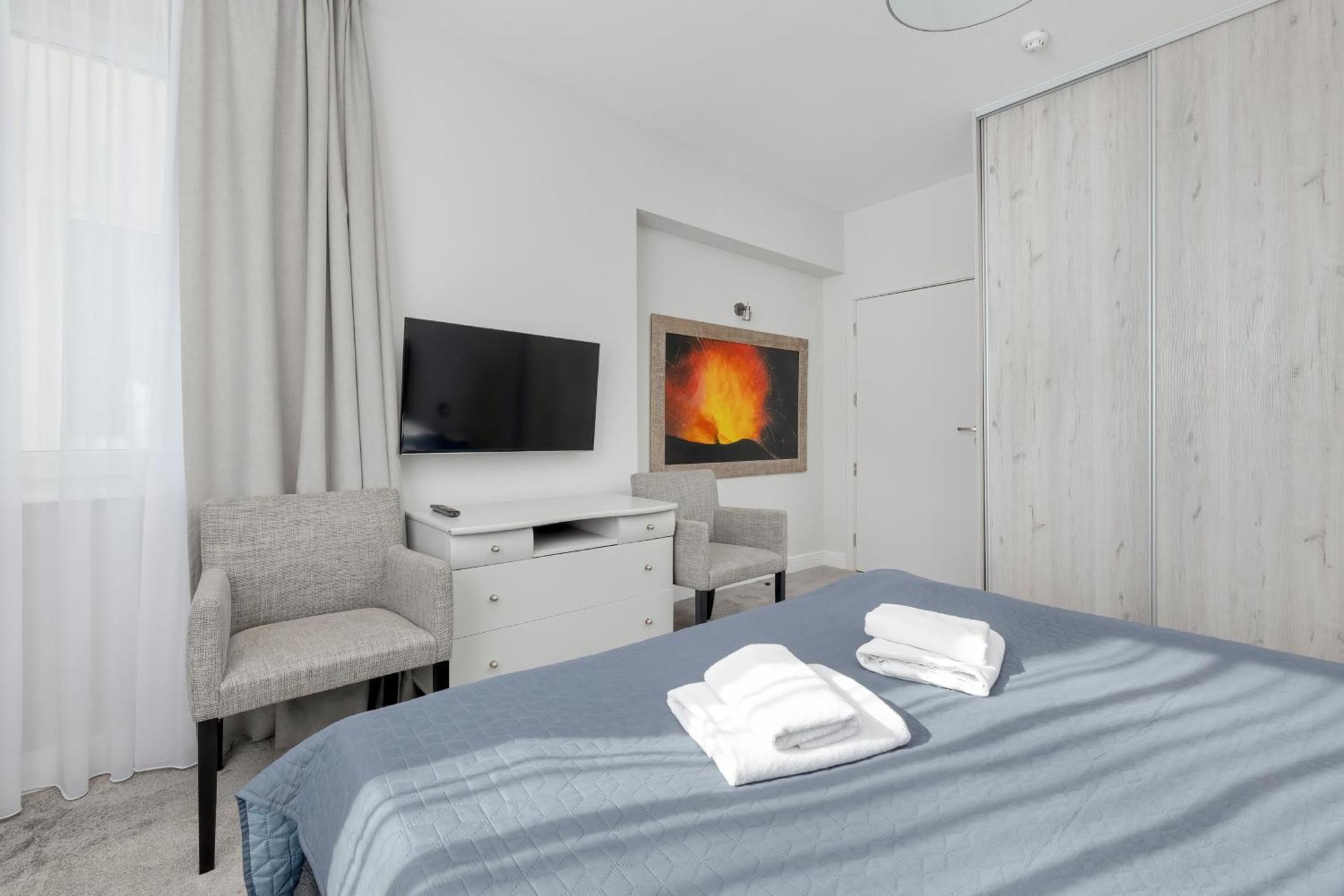 Aparthotel Etna Kołobrzeg Esterno foto
