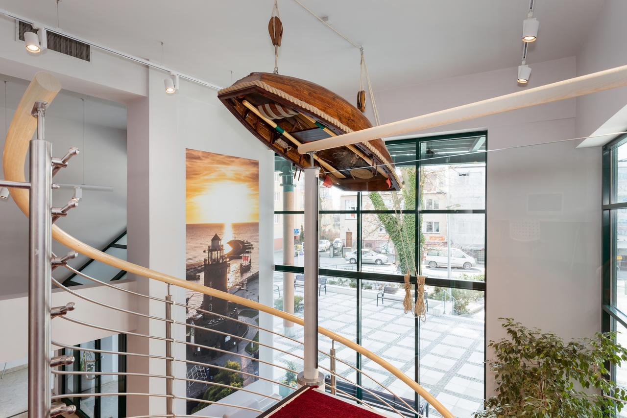 Aparthotel Etna Kołobrzeg Esterno foto